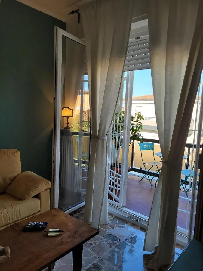 Appartamento Garda Best Living Desenzano del Garda 0*,